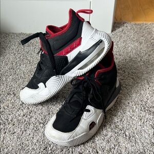 Men's Black and Red Athletic Shoes